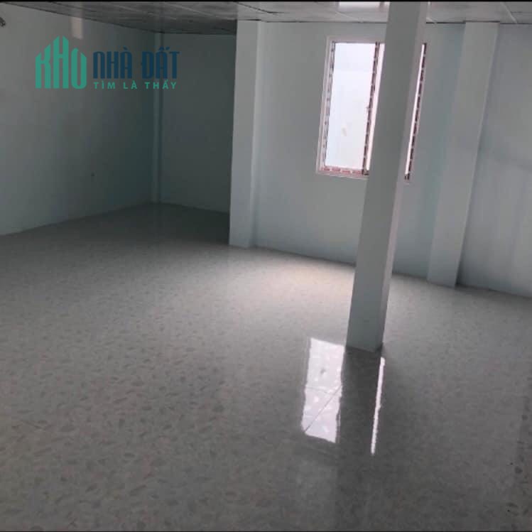 BÁN GẤP NHÀ MT HUỲNH TẤN PHÁT QUẬN 7. DT 7.5x10. CHỈ 10 TỶ. SHR-HĐT 25TR-THÁNG-KD MUA BÁN SẦM UẤT