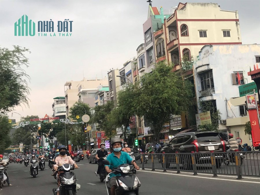 MẶT TIỀN GIÁP QUẬN 1, 48m2, 3 TẦNG, ĐINH TIÊN HOÀNG P1 BÌNH THẠNH
