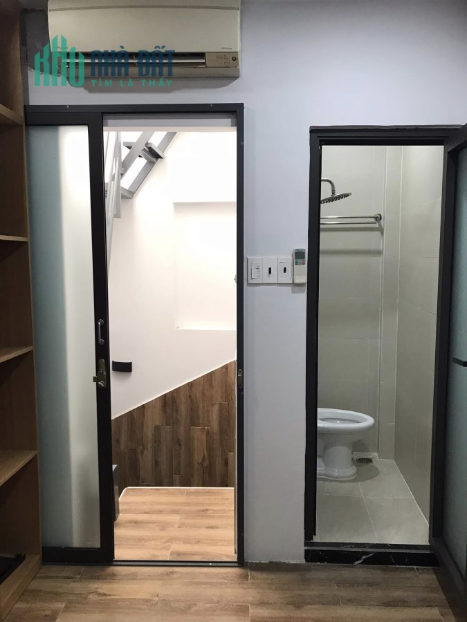 💥 Nhà gần Quận 10, 22m2, mới đẹp ở liền, sổ vuông vức.
