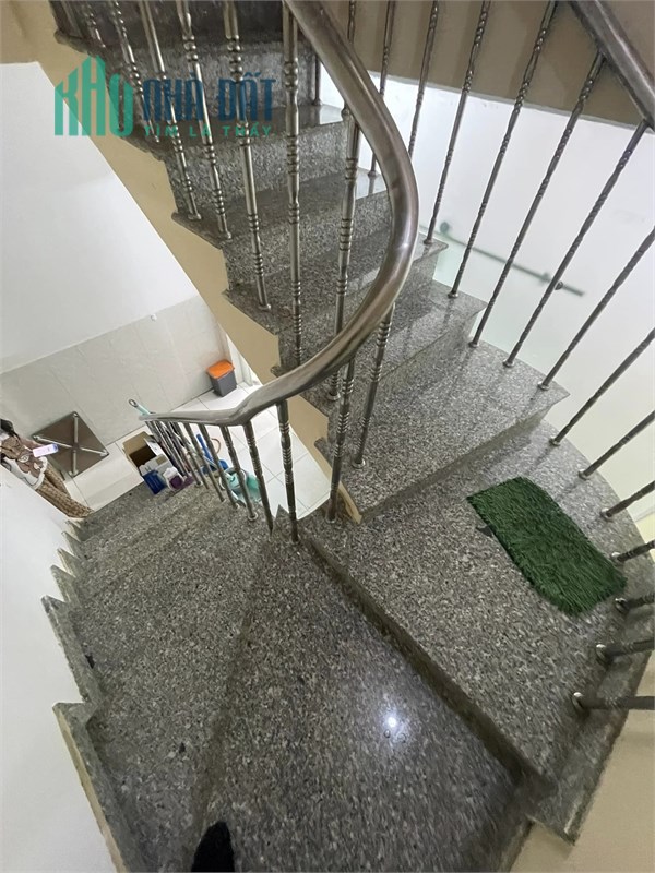 MẶT TIỀN ĐƯỜNG SỐ 9 Q7 72M2 KHU SẦM UẤT SỔ HỒNG VUÔN ĐẸP