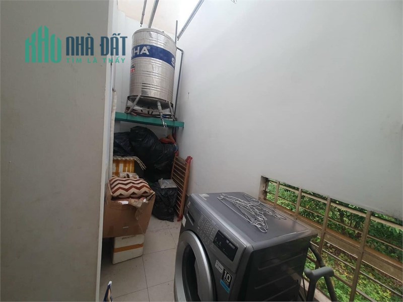 NHÀ BÁN Q7 HUỲNH TẤN PHÁT XE TẢI NGỦ TRONG NHÀ-  HẺM TRẢI NHỰA