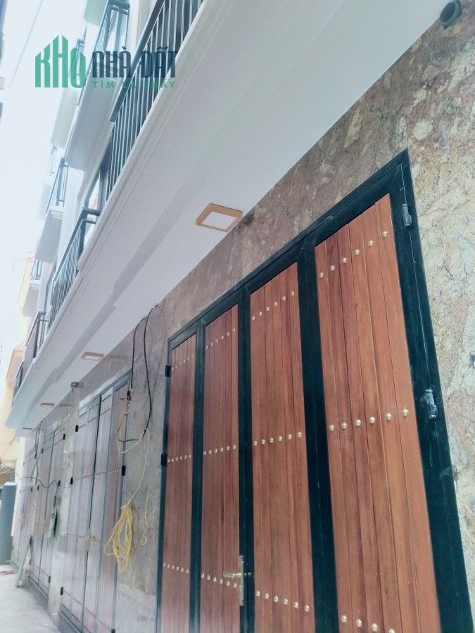 Bán gấp mới Nghi Tàm - Tây Hồ phân lô đẹp full nội thất 5 tầng*giá chào 4.8 tỷ
