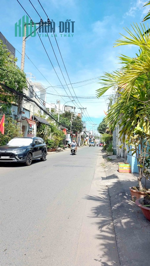 Nhà giá rẻ 121 m2, HXH Tô Ngọc Vân Tam Bình Thủ Đức giá nhỉnh 4 tỷ