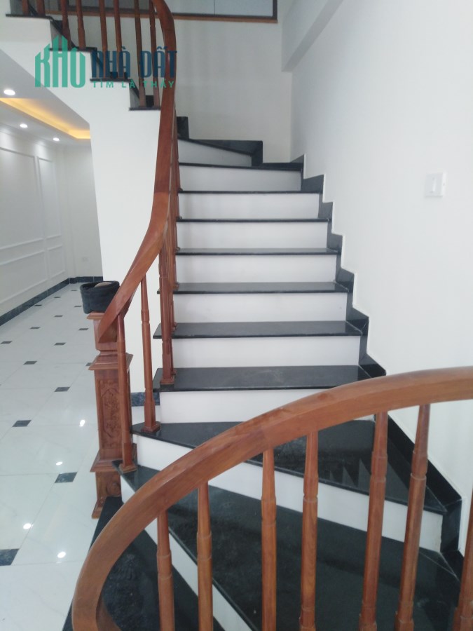 BÁN NHÀ KĐT Vân Canh, Hoài Đức, oto, 42m2, giá 4.89 tỷ: h8st