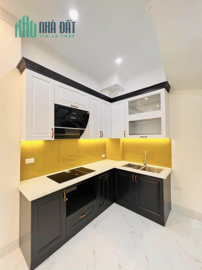 BÁN NHÀ MỚI CỨNG PHỐ TRẦN KHÁT CHÂN, 2 THOÁNG, S 48M x 5 TẦNG, NGÕ THÔNG, GIÁ CHỈ 4 TỶ 5