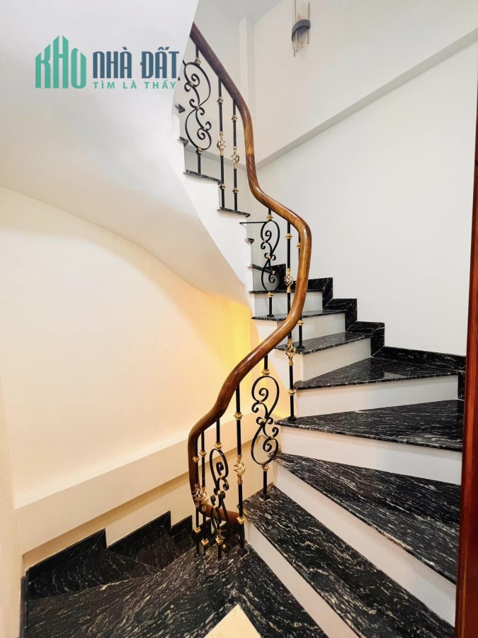 BÁN NHÀ MỚI CỨNG PHỐ TRẦN KHÁT CHÂN, 2 THOÁNG, S 48M x 5 TẦNG, NGÕ THÔNG, GIÁ CHỈ 4 TỶ 5