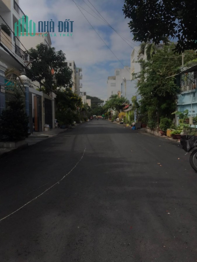 BÁN NHÀ 2 MẶT TIỀN TRƯỚC, SAU, ĐƯỜNG TRƯỚC NHÀ 12M - NGANG GẦN 9M - DÀI 28M - NHÀ CHỦ Ở TỪ THỜI