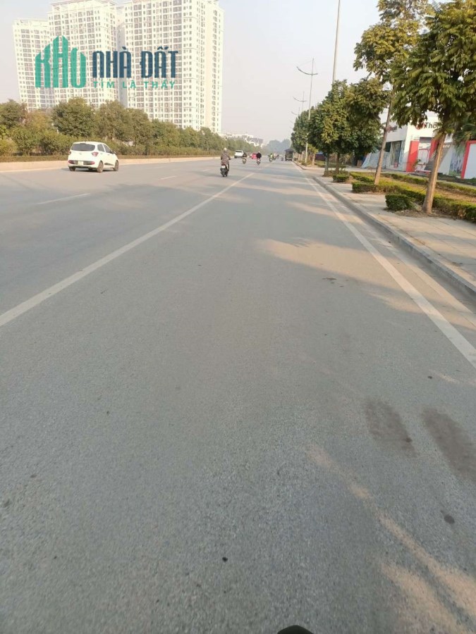 XUÂN PHƯƠNG NHỈNH 2 TỶ 39M2, MT 5M,  VUÔNG ĐÉT 20M Ô TÔ QUAY ĐẦU