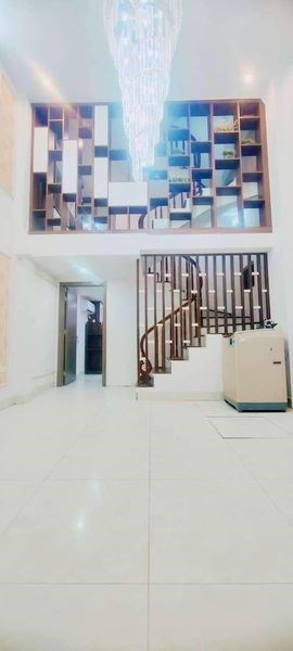 GÀ ĐẺ TRỨNG VÀNG - CHỈ HƠN 5 TỶ SỞ HỮU CHUNG CƯ MINI - PHỐ NGUYỄN TRÃI QUẬN THANH XUÂN - 5 TẦNG