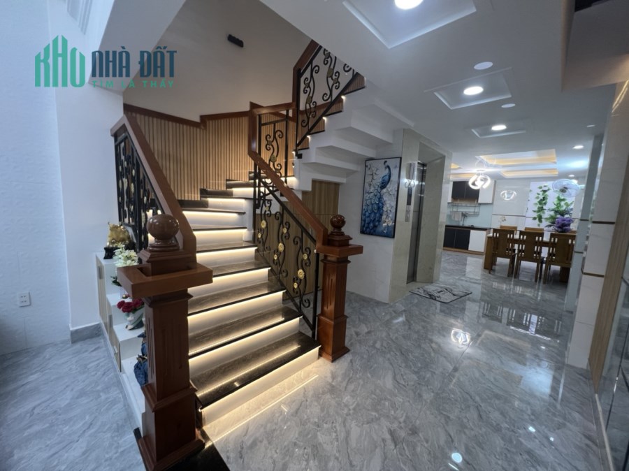 Nhà bán đường thông 6m có thang máy - DT 4m x 20m - 1 lửng 3 lầu - Phan Huy Ích