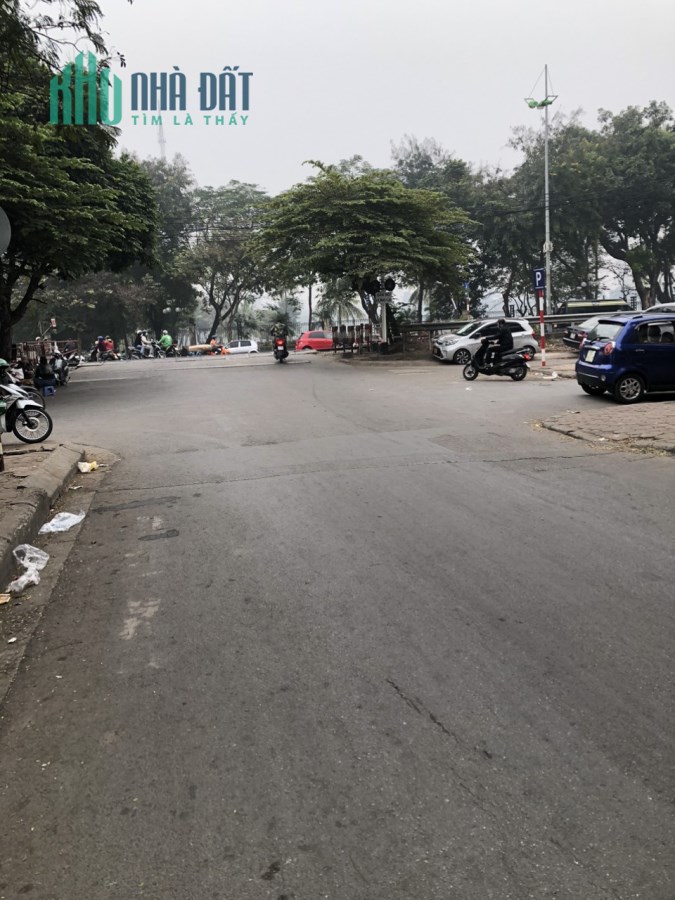 Cần bán 90m2 đất Hồ Ba Mẫu- Đống Đa- MT9m- giá chỉ 16 tỷ-Otô-Lô góc-KD.