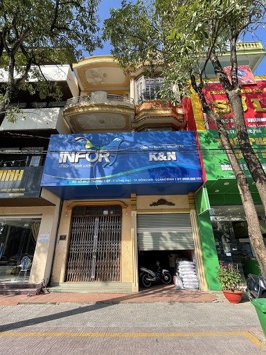 Chính Chủ Cho thuê nhà 3 tầng tại 68 Lý Thường Kiệt, Đồng Hới, tỉnh Quảng Bình.