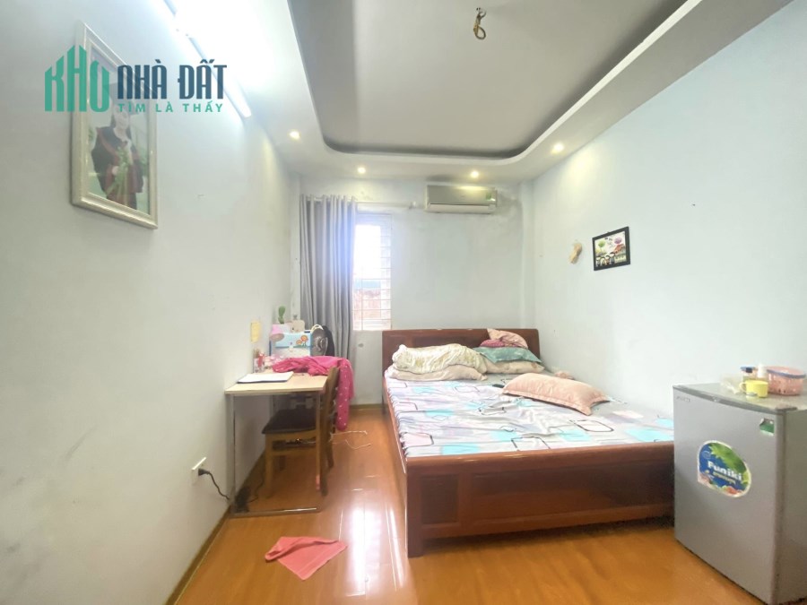 Gấp! Nhà Bùi Xương Trạch 40m 5 tầng 4 tỷ Oto Kinh Doanh Ngõ Thông