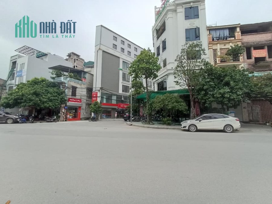Mặt phố Yên Xá, Thanh Trì, 75m2, 7 tầng thang máy, kinh doanh giá 12 tỷ