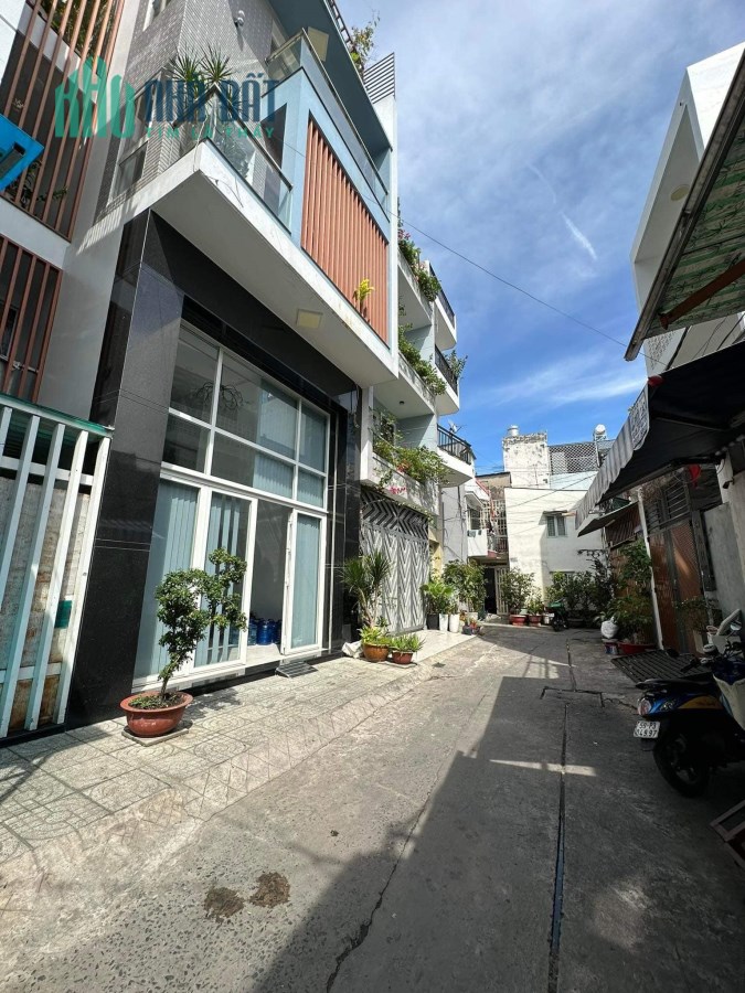 Bán Nhà Phú Thọ Hòa, Tân Phú, 5 Tầng, 80m2, Ngang 6,6m, Xe Hơi Ngủ Trong Nhà, Giá Ngộp Bank.