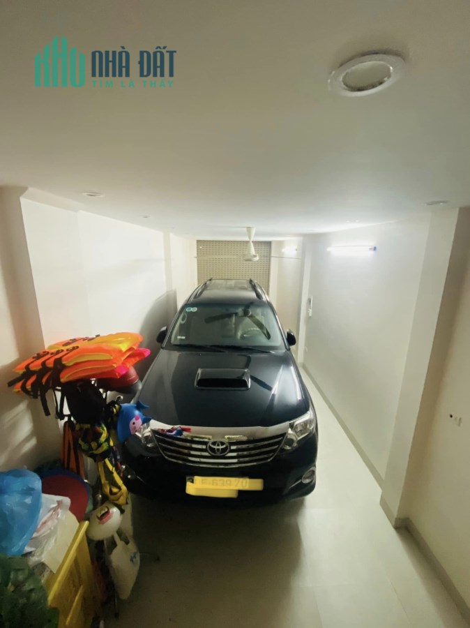 Bán nhà phân lô, ô tô, Phú Diễn, BTL, 35m, 6T,  giá 6 tỷ, ô tô vào nhà.