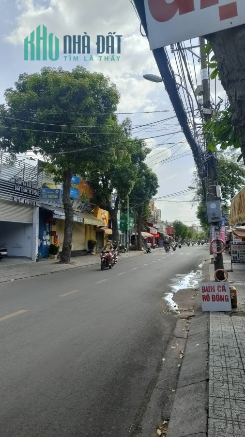 Siêu Phẩm-mặt tiền Nguyễn Văn Quá (gần Galaxy) - 8 x 42 - 7 tầng - hầm thang máy đầy đủ -36 tỷ