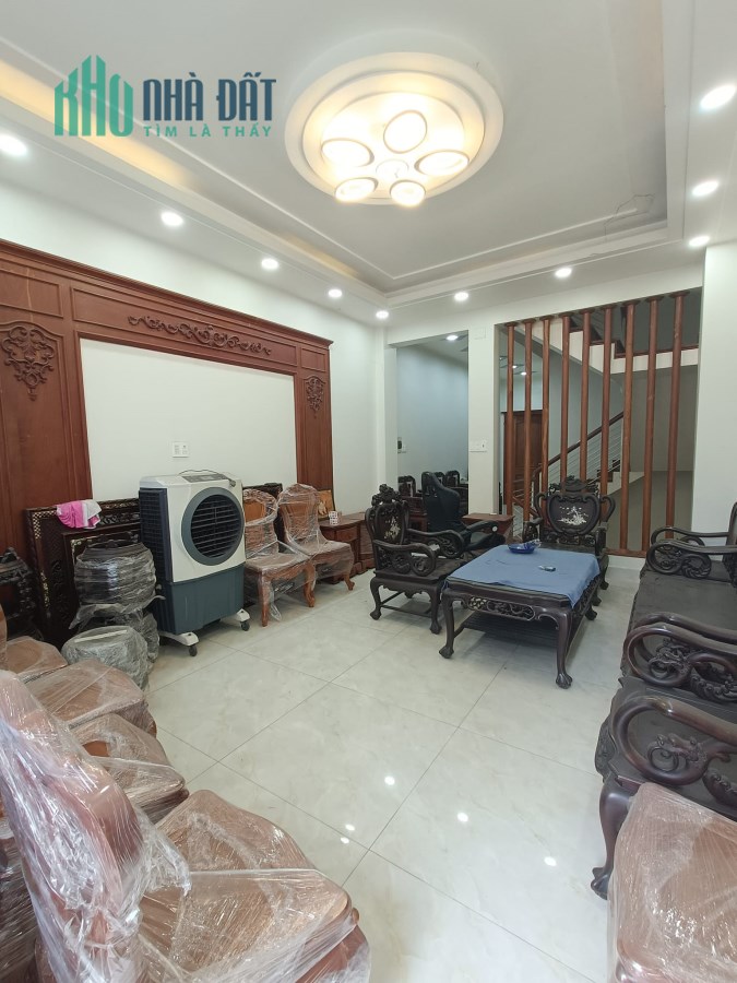 Mặt Tiền Kinh Doanh Nguyễn Tư Giản Gò Vấp 100m2 4 Tầng Chỉ Nhỉnh 12 Tỷ