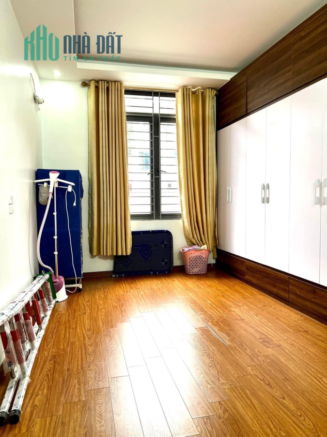 Bán nhà siêu đẹp Liễu  Giai, Ba Đình, 48m, 4T, giá 7 tỷ 5, nhà đẹp ở luôn.