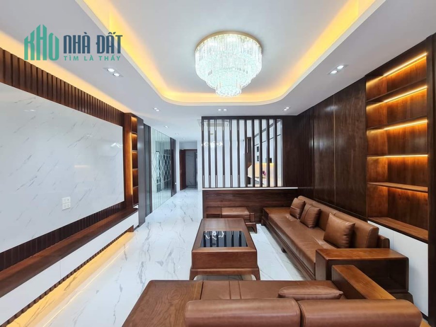 Đắc địa! giá tốt! M.phố Chùa Quỳnh 7t thang máy, thông số đẹp, vỉa hè, K.doanh, ôtô tránh