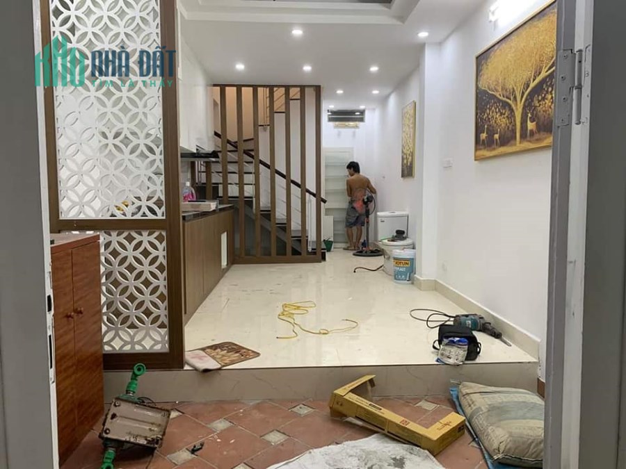 Bán nhà đẹp 5tầng phân lô ôtô đỗ cửa 25/30m2 nhỉnh 4tỷ phố Xuân La gần Hồ Tây 0337628046