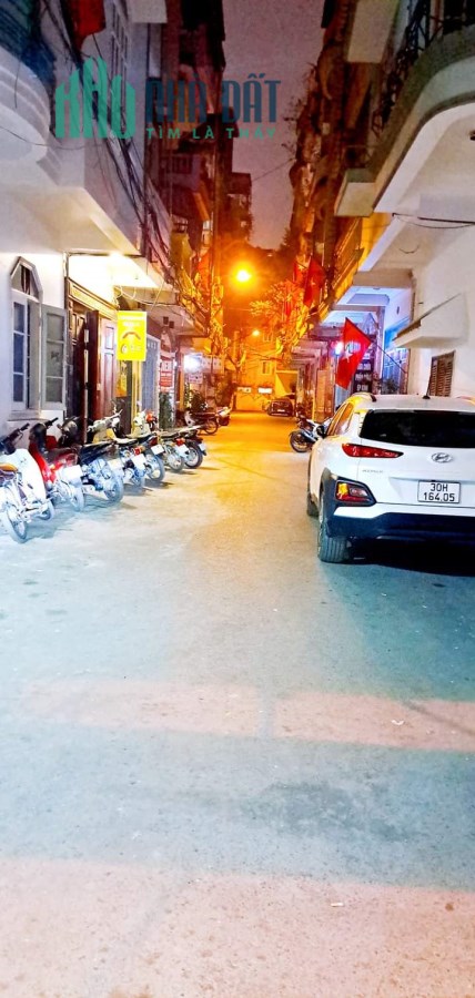 CẦN Bán GẤP Nhà Mặt Phố Chiến Thắng Văn quán Phân Lô Ô tô Vao Nhà Dt:56m2  Giá 8,4 Tỷ
