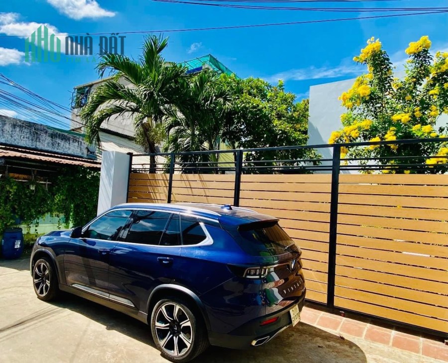 Bán biệt thự rộng 230m2, P. Tân Phú Quận 9 cũ , giá 12,5 tỷ