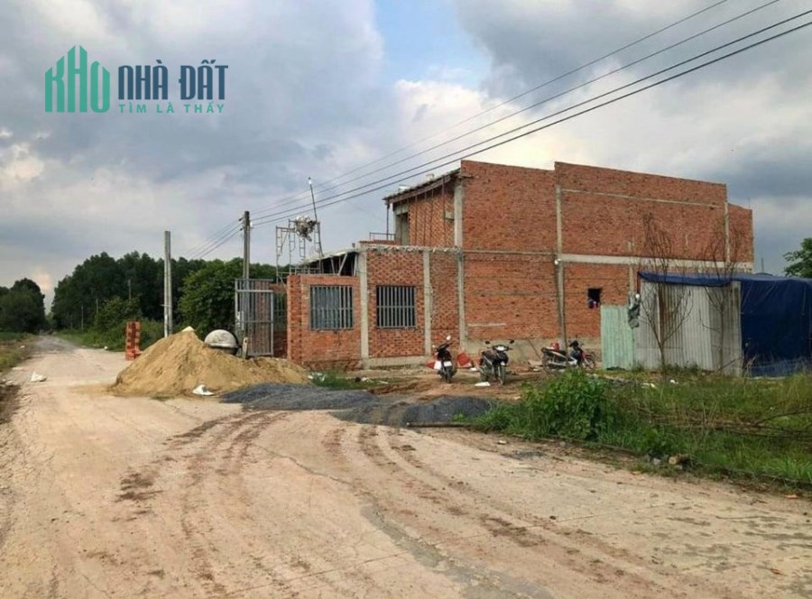 Cần bán 10x25m Đất Chơn Thành đã phủ Hồng. Giá công khai 400tr.