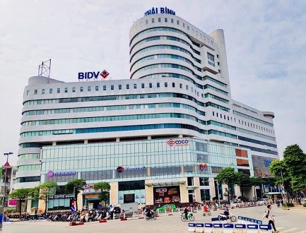 Cho thuê văn phòng chuyên nghiệp, miễn phí treo quảng cáo tòa Việt Tower, ngã tư Thái Hà – Tây Sơn