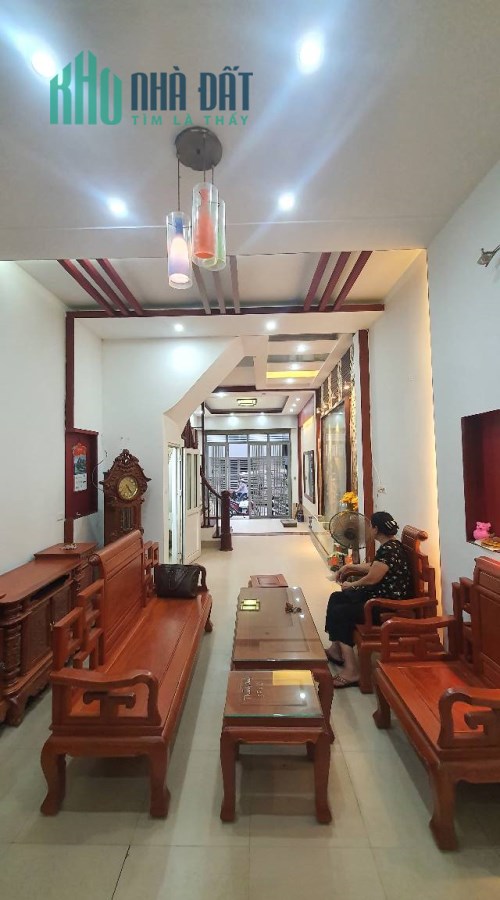 Bán nhà mặt phố Đồng Cổ, Tây Hồ, ô tô vào nhà, vỉa hè kinh doanh, 60m, chỉ 16,8 t