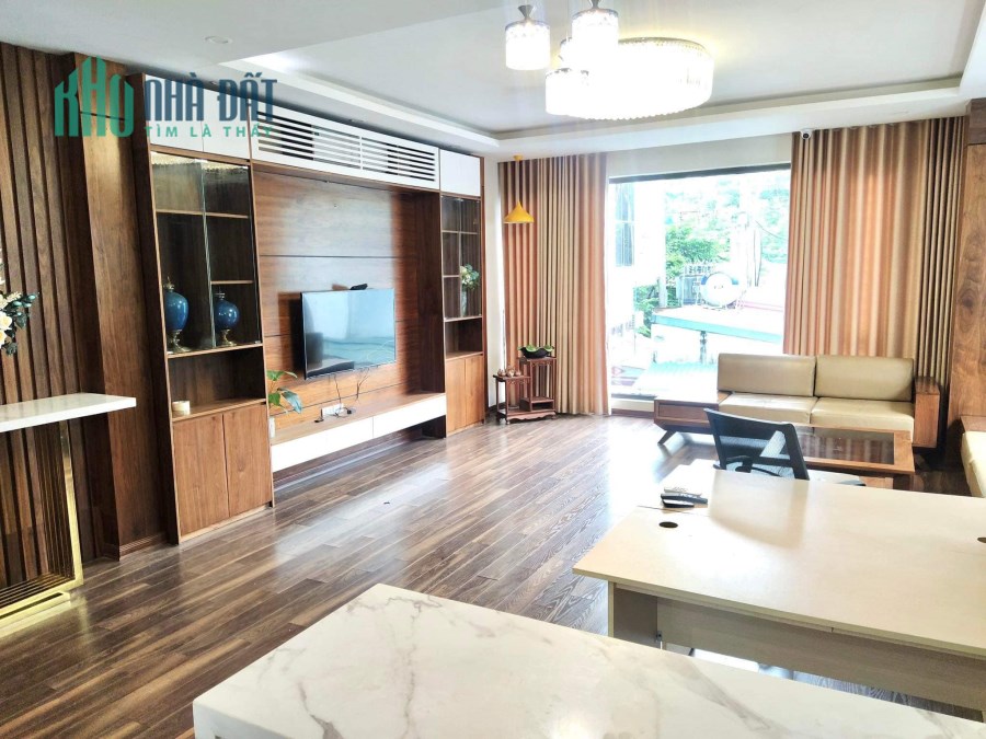 Hơn 3 tỷ nhà Vũ Tông Phan 40m, 4 tầng full đồ, ngõ thông, ô tô gần. LH 0979266220