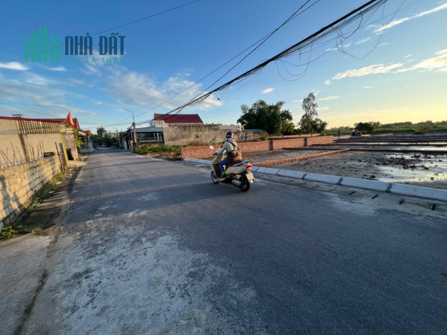 bán đất chính chủ sẵn sổ 455tr/sổ.