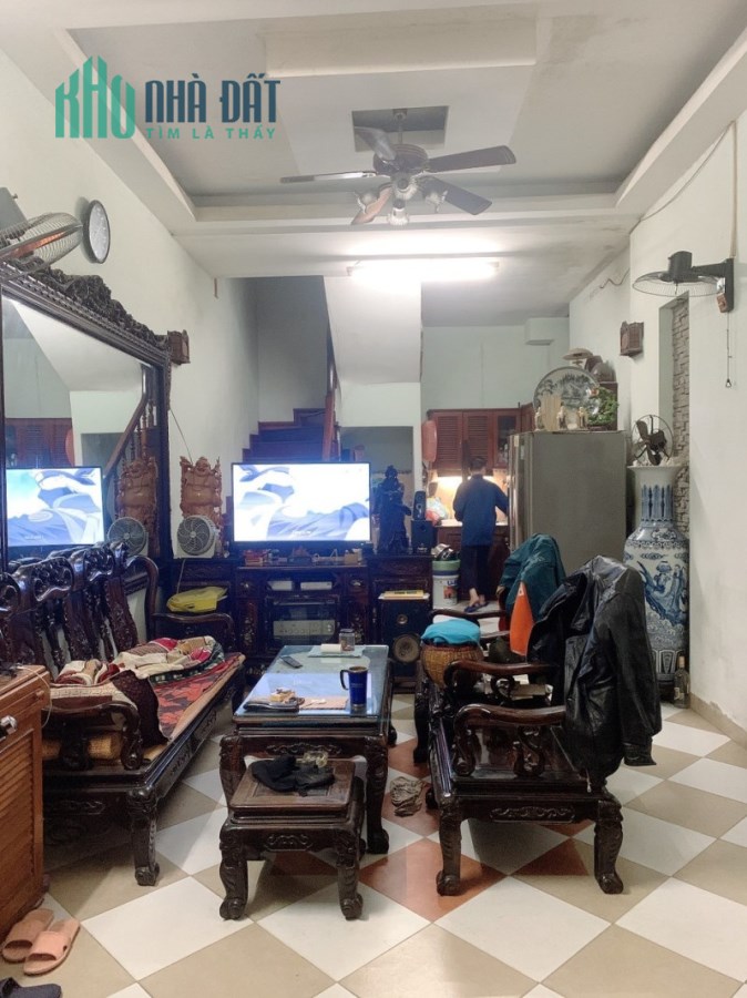 QUÁ RẺ, Bán nhà KHƯƠNG HẠ, SÁT PHỐ, Ở LUÔN, nội thất VIP, 51m2*4T giá 4.1tỷ.