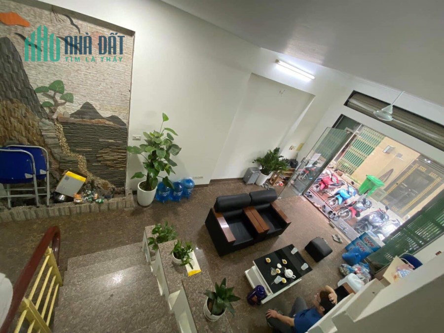 Cho thuê Nhà Nguyễn Hữu Thọ,50mx5 tầng, Phân lô, ô tô , kinh doanh, Giá 14tr  tháng.