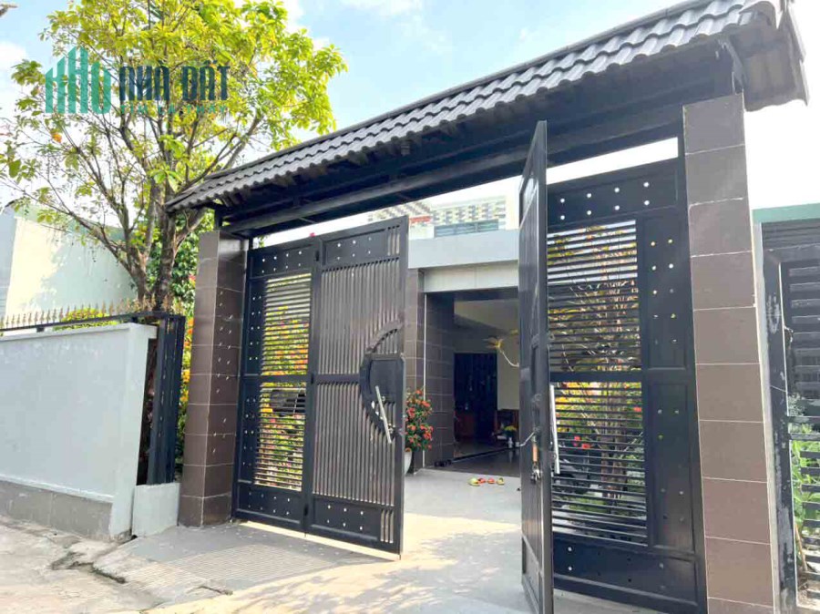 Bán Biệt Thự 217m2 Gần Cầu Vượt Linh Xuân chỉ 7.5 Tỷ