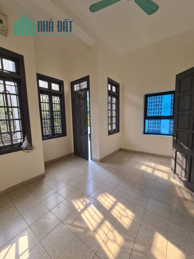 Bán biệt thự Xuân Phương, Nam Từ Liêm, 80m2, 5 tầng, giá 4.9 tỷ, 0345752279