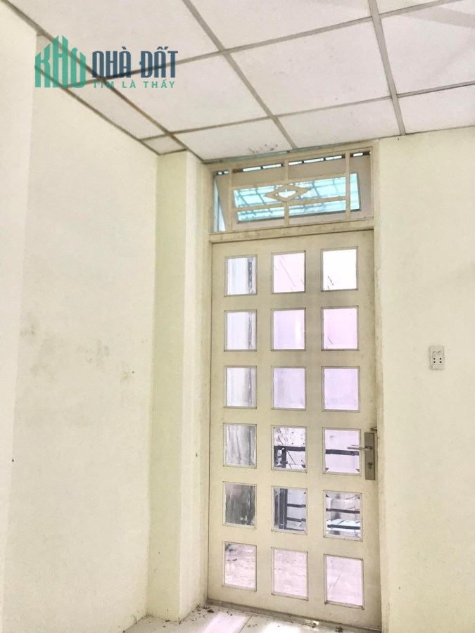 Bán nhà 1T1L 44m2 tại Quận 10 HCM, SHR, chỉ 3.4 tỷ. Lh;0774649423