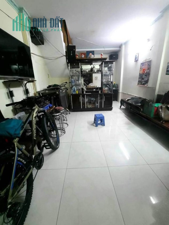 Chủ Giảm Bán Gấp Nhà Ngang 4m Kề MT Huỳnh Tấn Phát Vài Mét Còn 3,2 tỷ - Quận 7