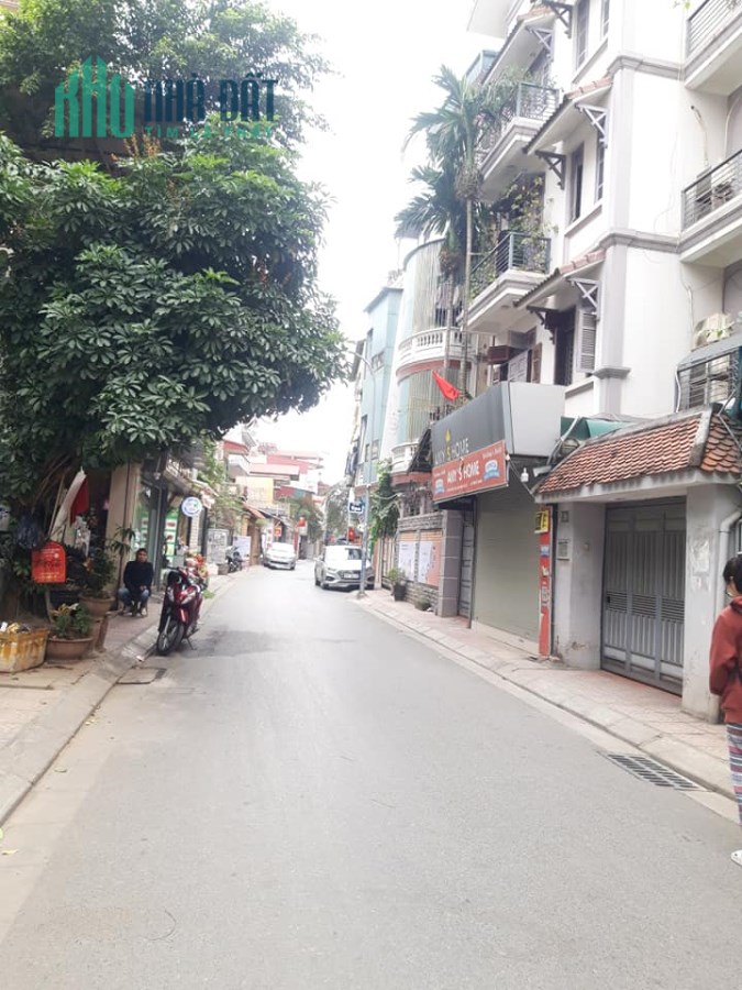 Bán đất Nguyễn Văn Cừ, Long Biên 75m2 , Mặt tiền 4,5m, Ngõ THÔNG. LH 0983311014
