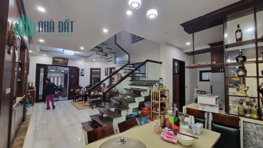 Bán nhà Nguyễn Trãi Thanh Xuân 57m 4 tầng, MT4m, ô tô tránh 20m, nhỉnh 5 tỷ