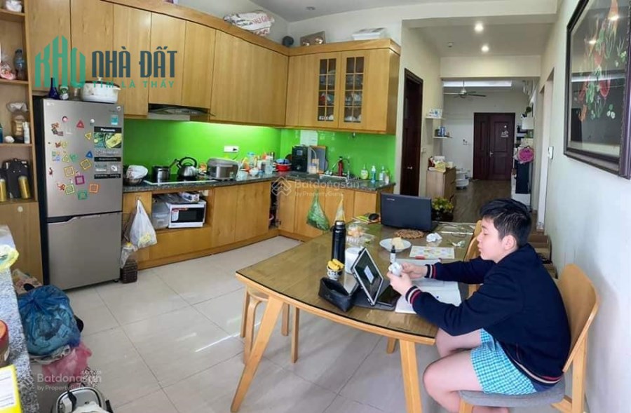 Gia đình chuyển lên căn 3pn cần nhương lại 2pn 86m căn vinaconex 7 Hàm Nghi giá nhượng 2ty690