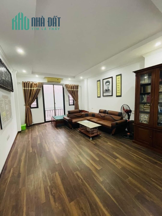 BÁN  NHÀ ĐẸP NHƯ NGỌC TRINH PHỐ LÊ NGỌC HÂN HBT 30MX4 NHỈNH 2 TỶ.