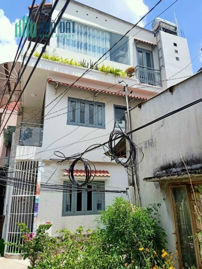 nhà căn góc 2 MT mới tinh, KDC đông đúc hẻm 3 gác thông tại huỳnh tấn phát