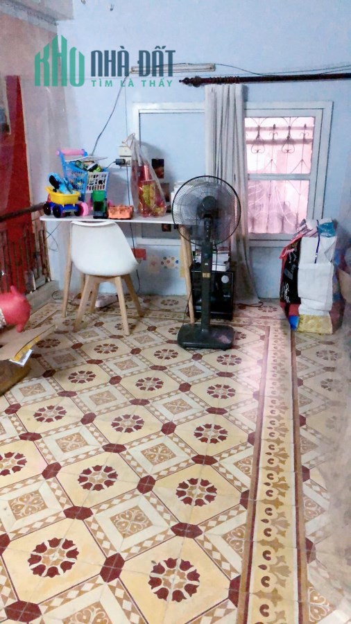 Bán nhà phố Lạc Trung, quận Hai Bà Trưng, Hà Nội, 38 m2, giá 3.1 tỷ, kinh doanh, tặng nhà