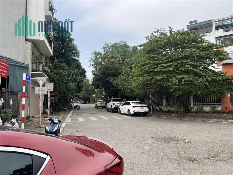 Bán nhà phố VIP Lâm Hạ, Bồ Đề, 45m2 x 5 tầng, Nhà ĐẸP Ở NGAY. LH: 0983311014