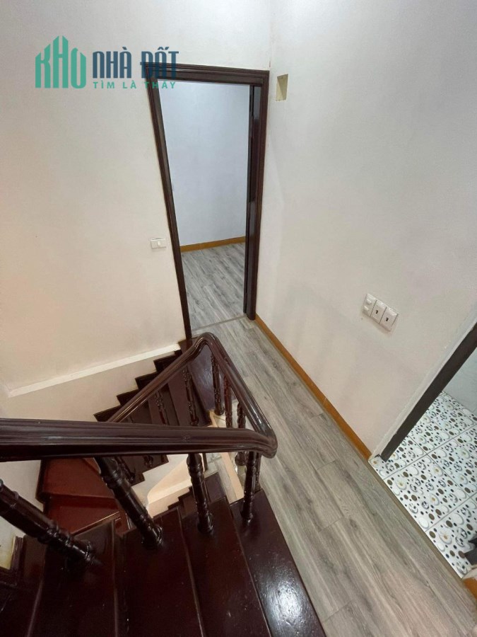 BÁN NHÀ ĐẸP KHU VĂN MIẾU - TRUNG TÂM ĐỐNG ĐA, NGÕ THÔNG, GẦN PHỐ 4 tỷ LH 0966037496