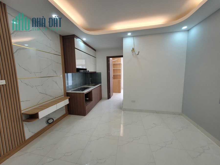 Chủ đầu tư - bán chung cư Trần Quý Cáp, khu dân trí cao, 50m2, giá 990 triệu, full đồ, ở ngay