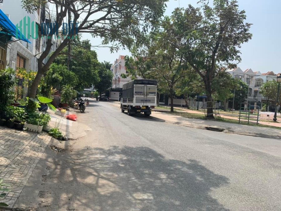 🏡 BÁN NHÀ 5 X14 M2- 3 TẦNG - KIÊN CỐ -  ĐƯỜNG TẠ QUANG BỬU - GIÁ CHỈ 15 TỶ.