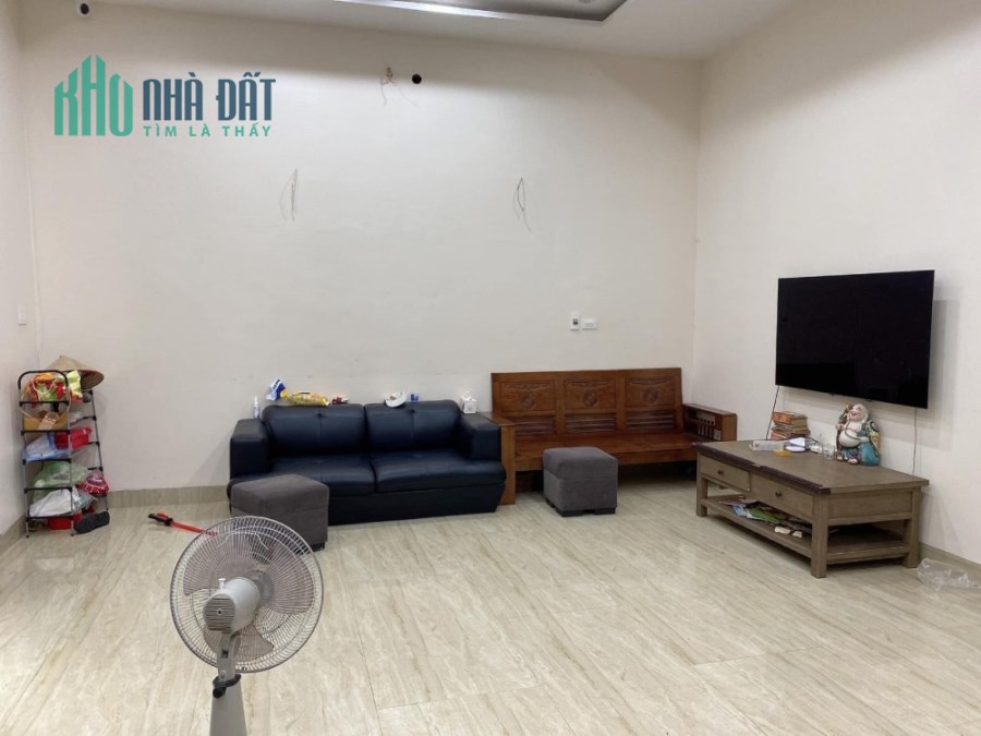 Bán Nhà  Xuân Phương Nam Từ Liêm 100m 3T MT9.5m 6tỷ9 0979312111