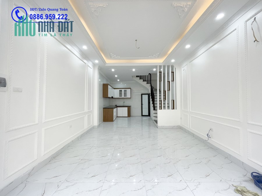 Bán nhà Tây Mỗ DT 32m x 5 tầng 4PN cách 1 nhà ra ngõ thông ô tô qua 2.98 tỷ